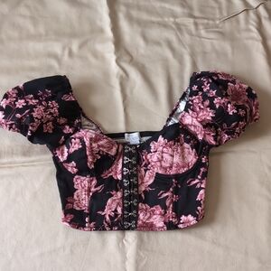 Floral Puff Sleeve Crop Top